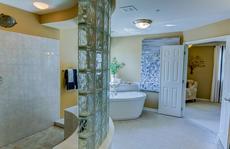 Best Bathroom Renovation Contractors in Ann Arbor, MI